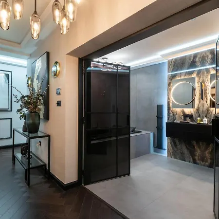 Luxury Romantic West-end With Jacuzzi Bath Edinburg