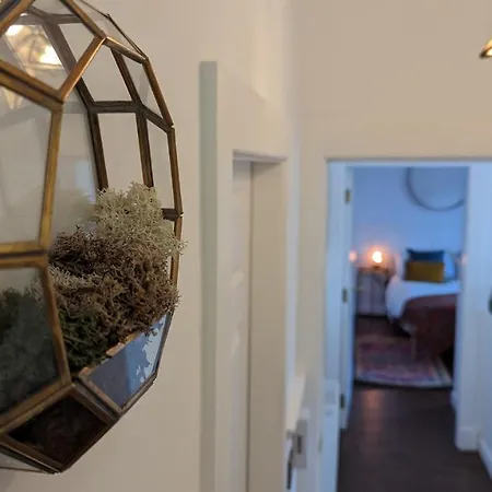 Апарт-отель Slateford House 1770 Luxury By The House Of Danu 4*