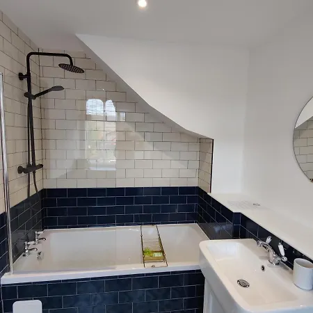 Slateford House 1770 Luxury By The House Of Danu אדינבורו