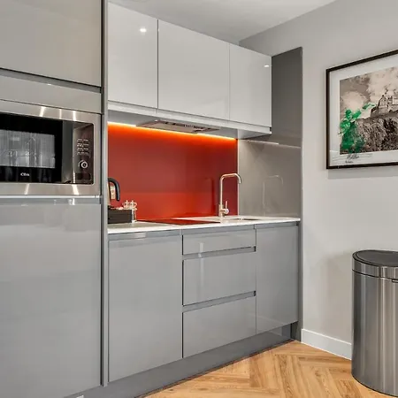 Aparthotel Roomzzz Edimburgo