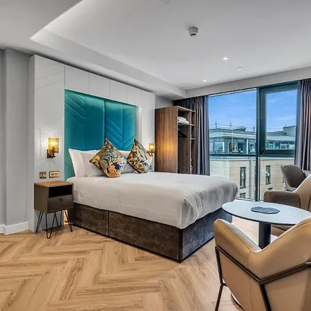 Roomzzz Apart-hotel Edimburgo