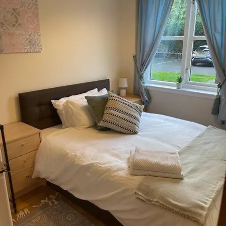 2 Bed Centre Modern Flat Apartamento