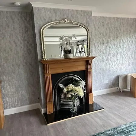 펜션 Cameron Coach House Modern In Murrayfield