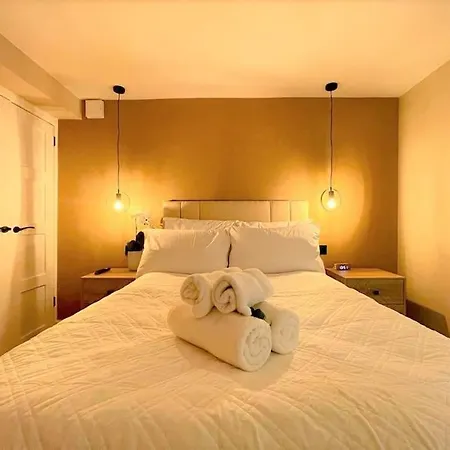 Stylish, And Cosy 1bd Nr Canongate *