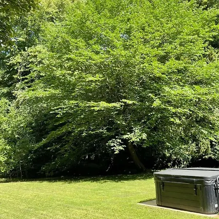 度假居 Estate At Carberry Tower *