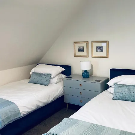 Estate At Carberry Tower *