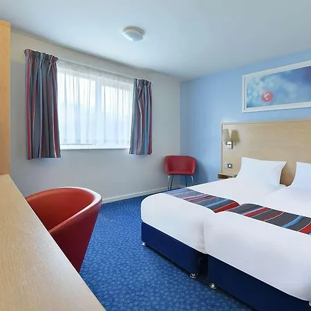 Travelodge Dreghorn Отель 3*