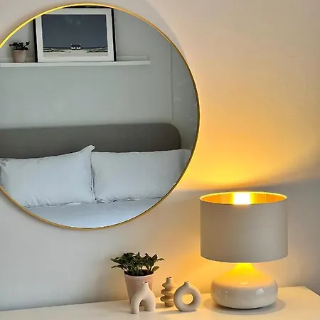 Vakantiehuis House With Garden And Parking 15 Min To Center Edinburgh