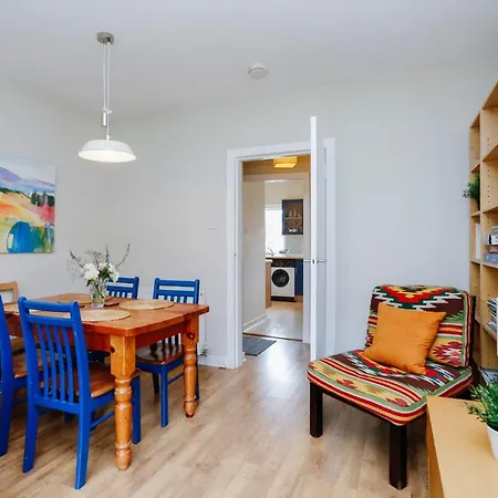 Apartamento 2-bedroom Old Town Edimburgo