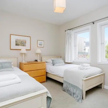 Apartment 2-bedroom Old Town Edinburgh