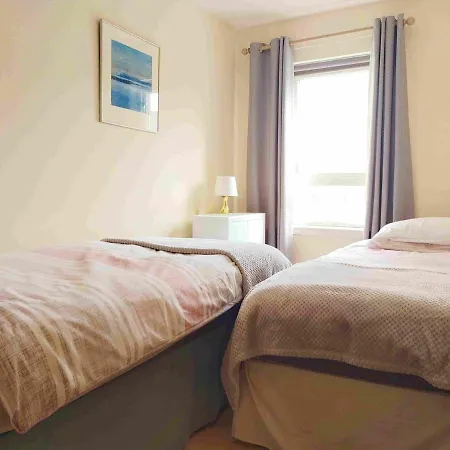 Amazing - Whyte Place - By Arthur's Seat Daire *