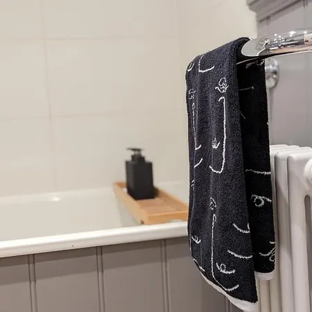 2 Bedroom Luxury At The Heart Of The Apartment