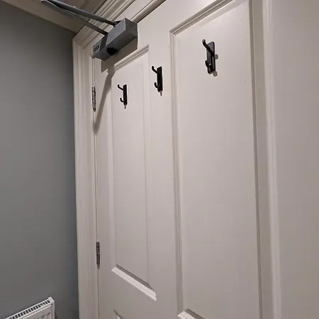 2 Bedroom Luxury At The Heart Of The Apartment Edinburgh