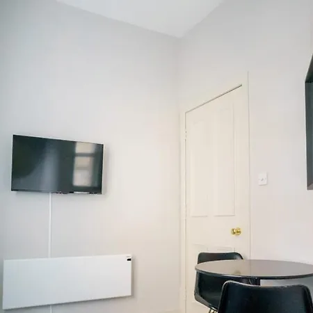 Chic 1bd Flat - Wviews Of Castle! Appartement Édimbourg