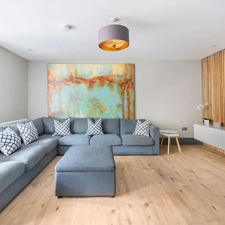 Immaculate 3 Bed With Private Entrance In Inverleith Apartamento *