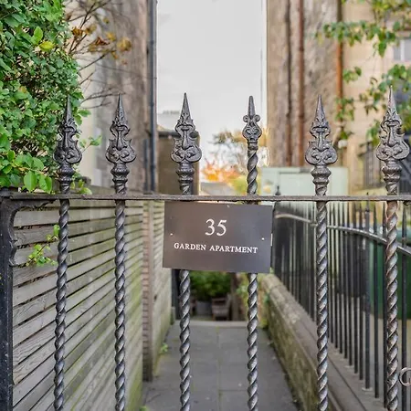 Apartamento Immaculate 3 Bed With Private Entrance In Inverleith *