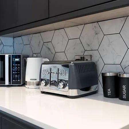 Spectacular View Centre Haven