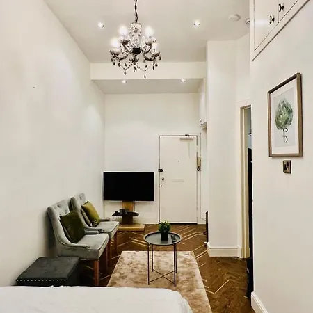 Stylish 1bhk Heart Of The Apartament *