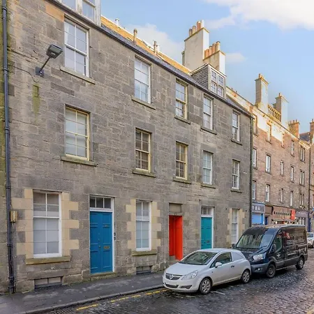 Apartment Cosy - Embrace Edinburghs Charm - Pass The Keys