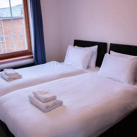 My Waterfront Apartment, Views Over Water Of Leith Apartment Edinburgh
