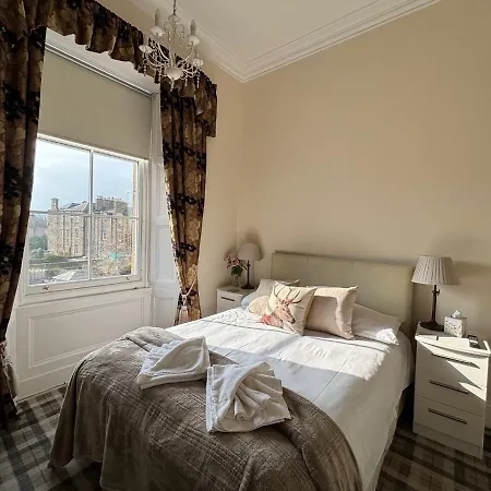 Sonas Guest house Edinburgh
