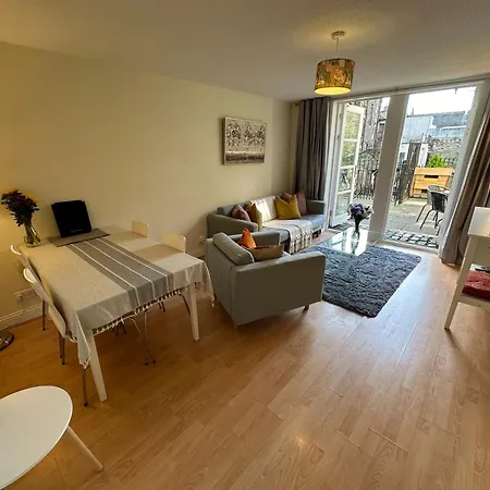 Apartment Castle Wynd Old Town Edinburgh