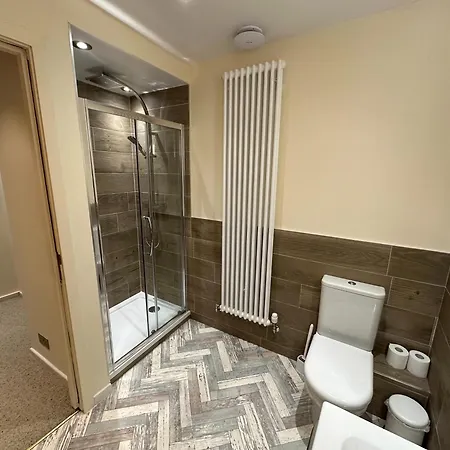 Апартаменты Edmonstone Old Town