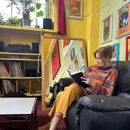 Castle Rock - Adults Only Hostel