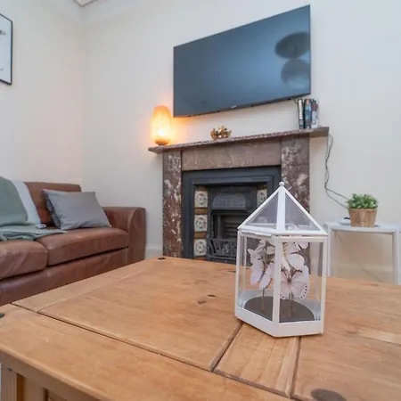 Apartment Large Corner *