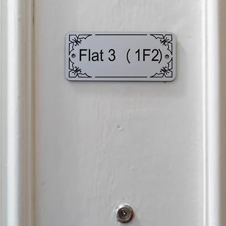 Cosy Leith Escape - *