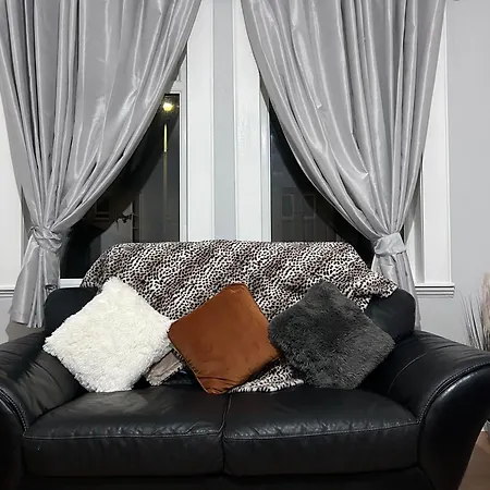 Urban Oasis:perfect In City Apartment Edinburgh