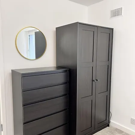 Modern 2 Bedroom In Free Parking * 에든버러