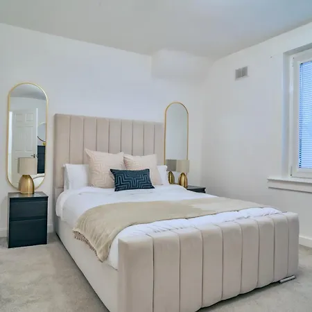 Modern 2 Bedroom In Free Parking