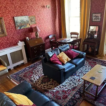 Very 2 Bedroom Flat In World Heritage Site 아파트 에든버러