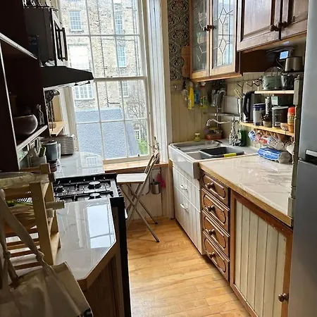 Apartment Very 2 Bedroom Flat In World Heritage Site