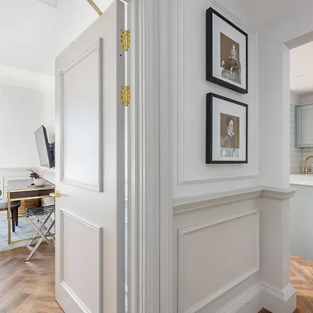 Righ Residences - George Street Aparthotel Edinburgh