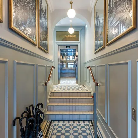 Righ Residences - George Street * Edinburgh