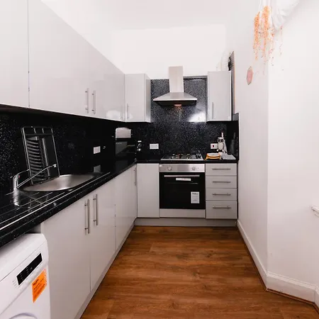 Desirable By The City Centre *