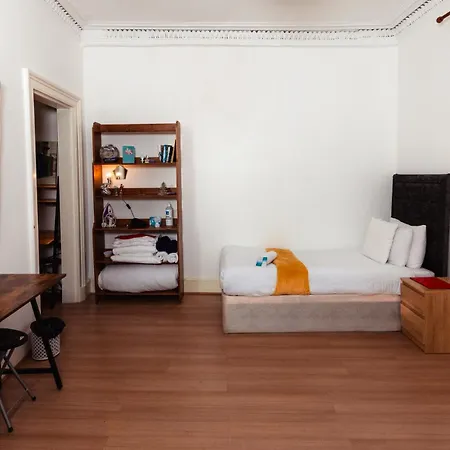 Apartment Desirable By The City Centre