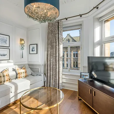 Righ Residences - George Street Apart Otel