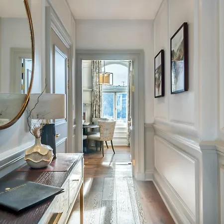 Righ Residences - George Street 4*