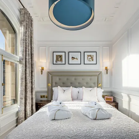 Apart Otel Righ Residences - George Street 4*