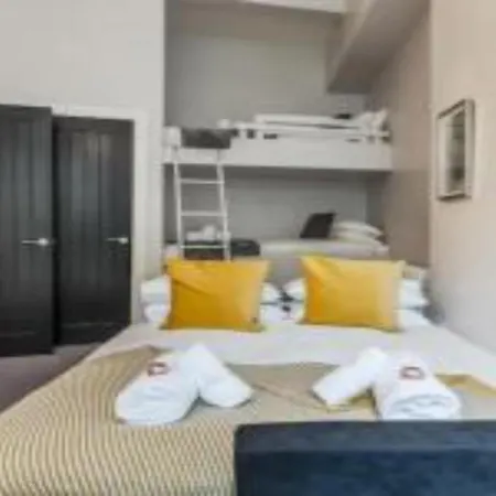 Pass The Keys Main Door 3 Bed With Free Parking * Edimburgo