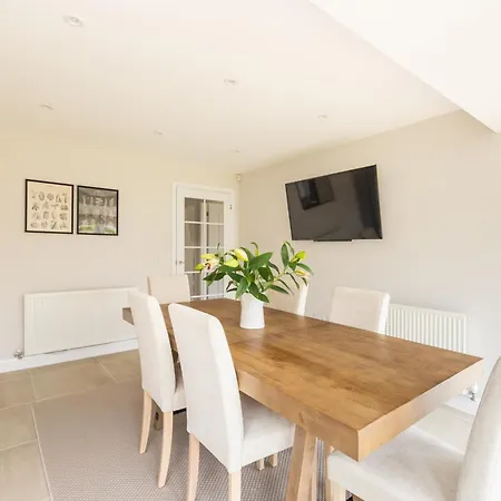 Dom wakacyjny Luxury Detached