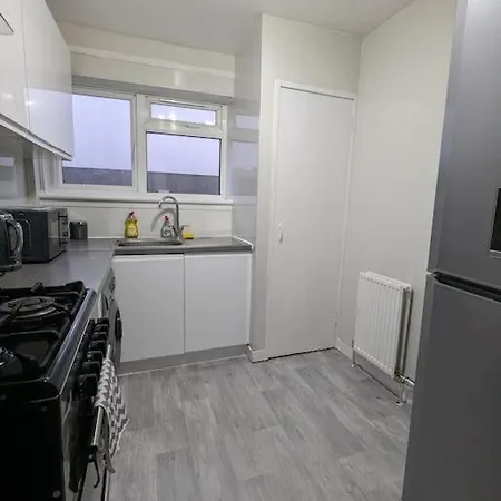 3 Bedroom Sleeps 8 Appartement Édimbourg