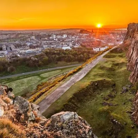 Apartamento Beautiful Victorian Close To The Botanical Gardens, Free Parking! *