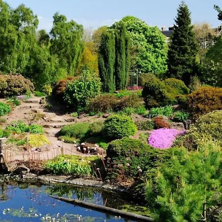 Beautiful Victorian Close To The Botanical Gardens, Free Parking! Apartment *