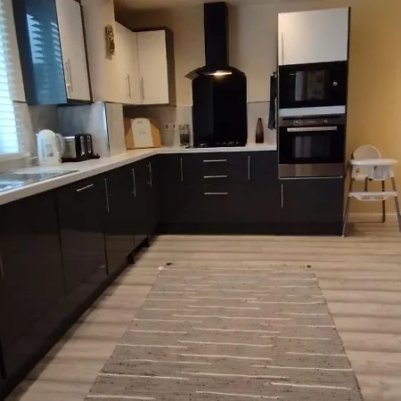 3 Bed House In - Private Parking Villa Edimburgo