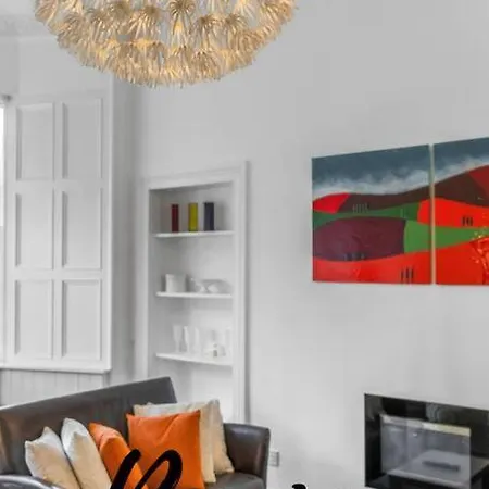 Clichy Ground Floor 1br-1 Ba, Shared Garden Access By Bonjour Residences * אדינבורו