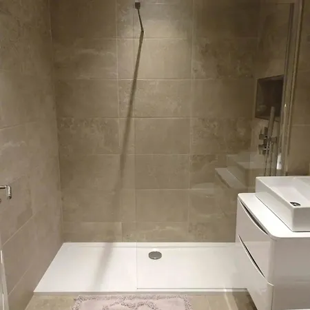 Stunning View 2 Bedrooms